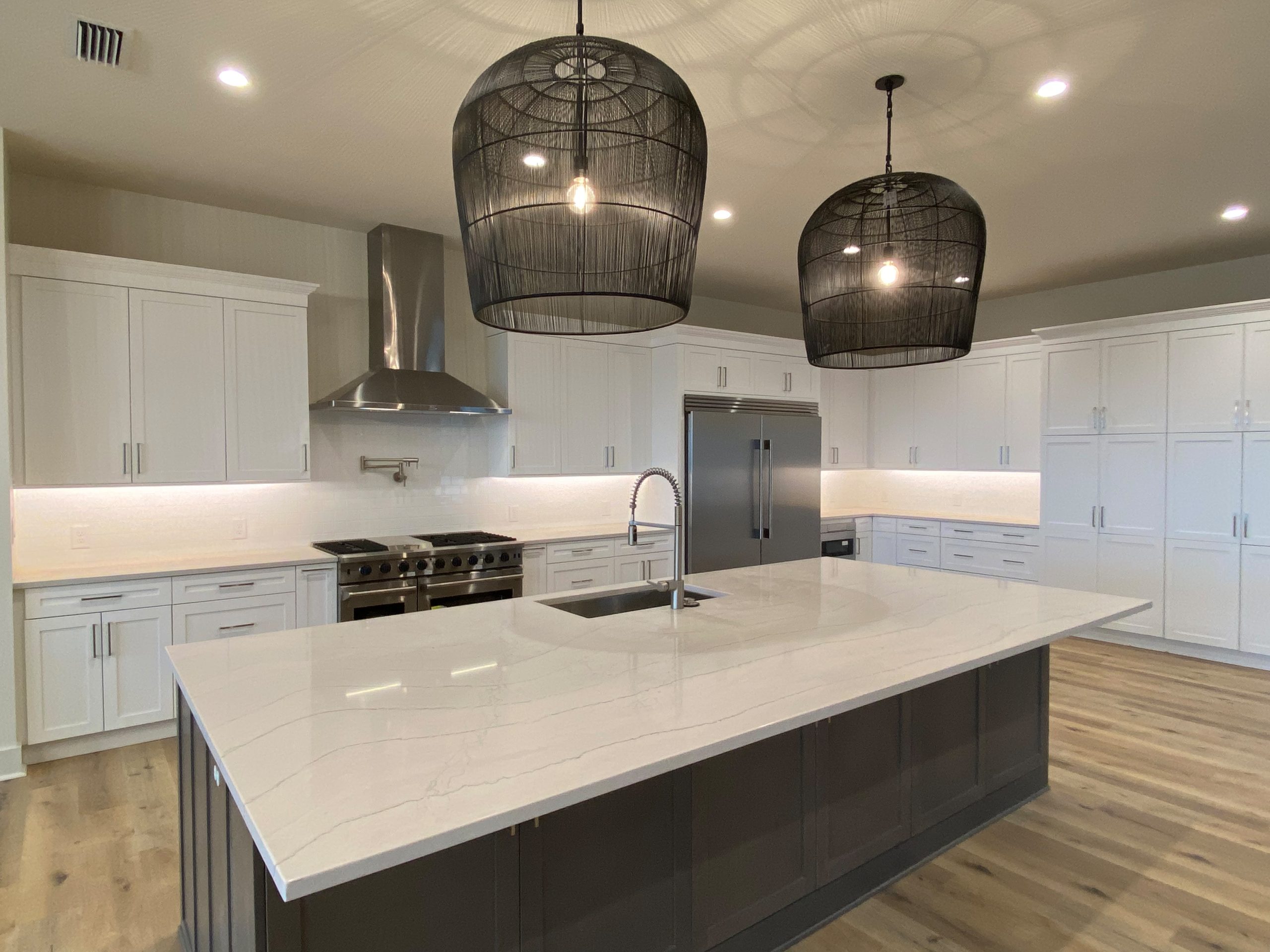 News and Insights 9 5 Tips for Choosing the Right Electrical Contractor for Your Project